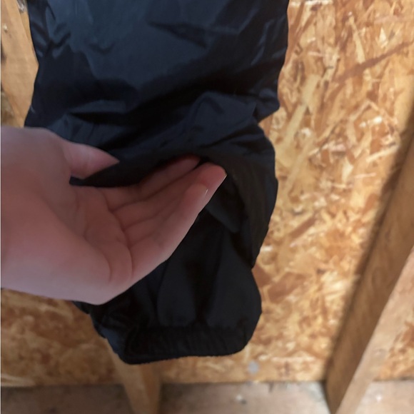 Kids Black Insulated Ski Pants - Picture 7 of 7